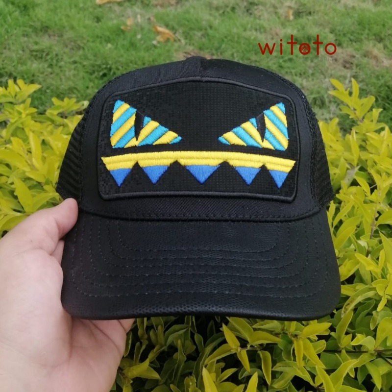 GORRA FENDI NEGRA